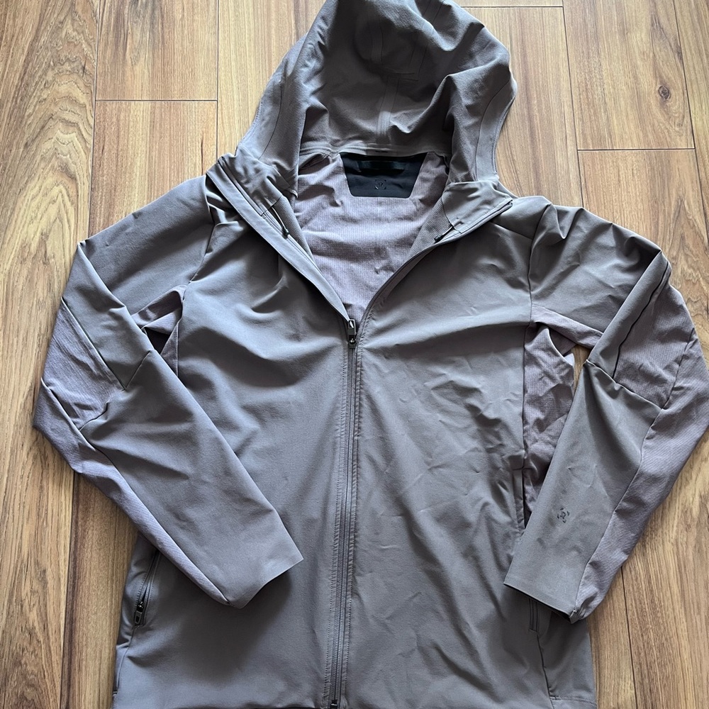 Lululemon Men’s Jacket